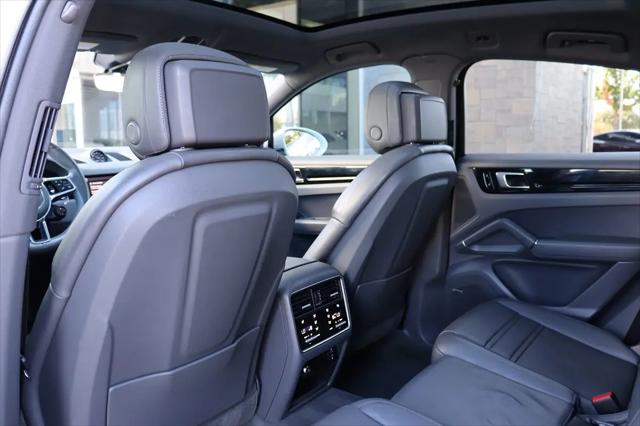 2021 Porsche Cayenne Cayenne