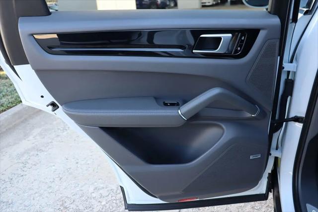 2021 Porsche Cayenne Cayenne