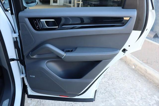 2021 Porsche Cayenne Cayenne