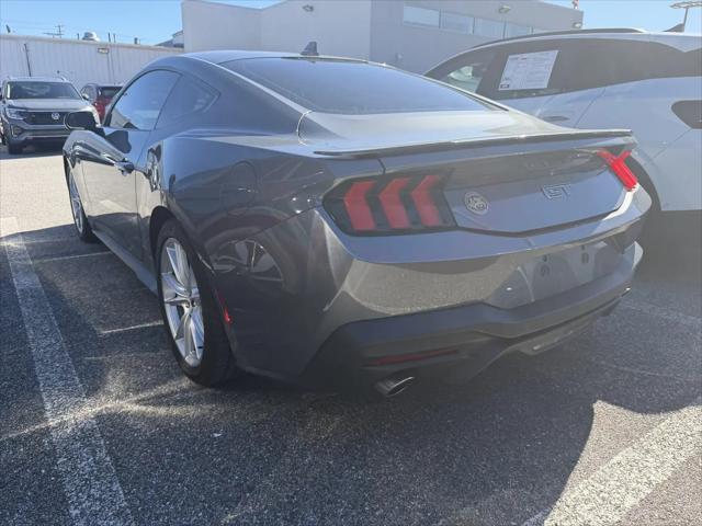 2024 Ford Mustang GT Premium Fastback