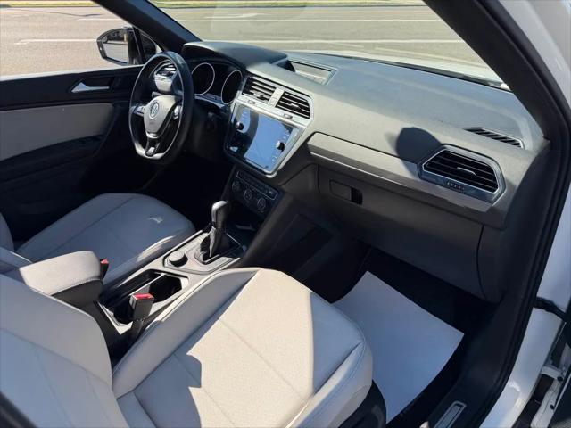 2021 Volkswagen Tiguan 2.0T SE R-Line Black