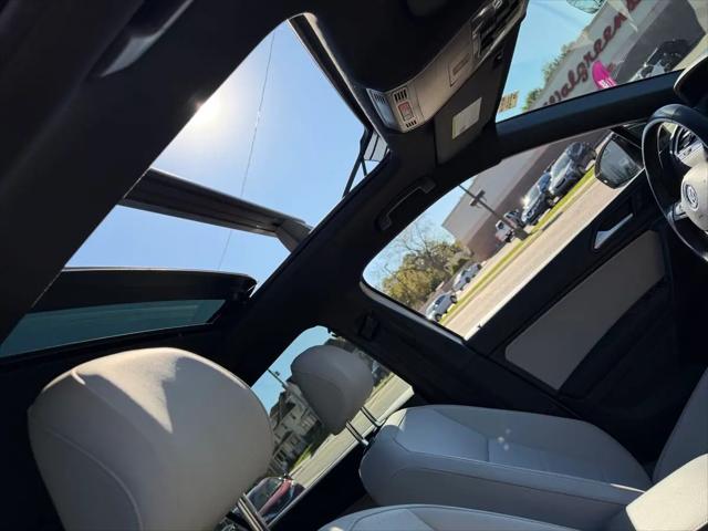 2021 Volkswagen Tiguan 2.0T SE R-Line Black