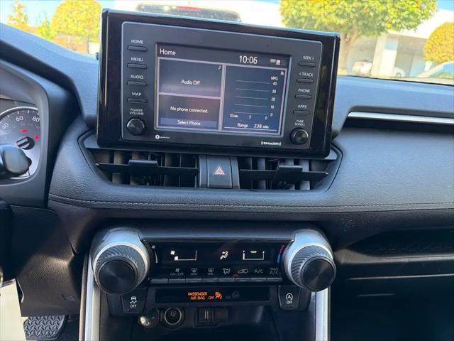 2021 Toyota RAV4 LE