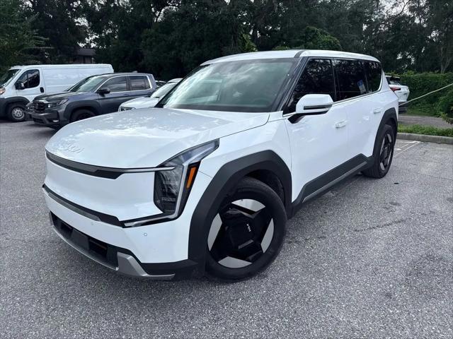 2026 Kia EV9 Light Long Range