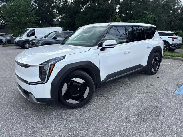2026 Kia EV9 Light Long Range