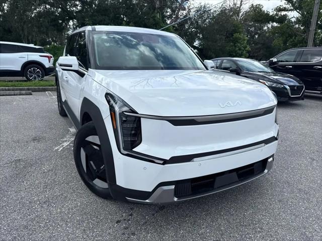 2026 Kia EV9 Light Long Range