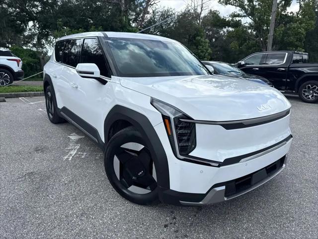 2026 Kia EV9 Light Long Range