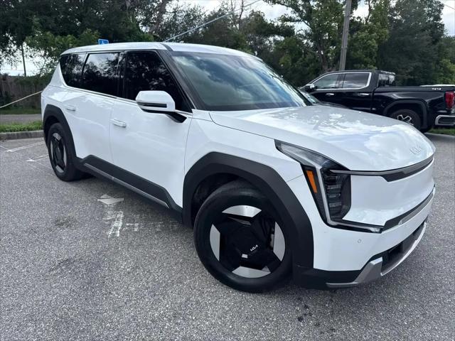 2026 Kia EV9 Light Long Range