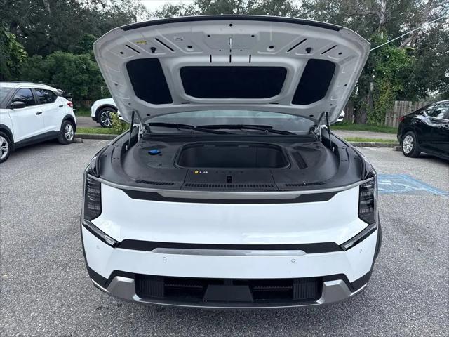 2026 Kia EV9 Light Long Range