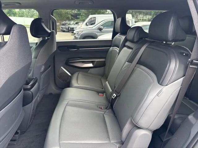 2026 Kia EV9 Light Long Range