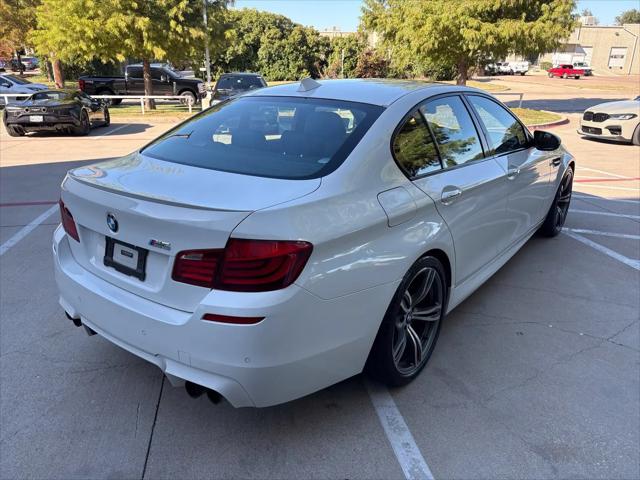 2013 BMW M5 Standard