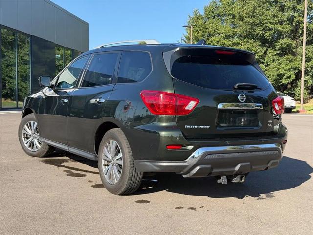 2019 Nissan Pathfinder SL