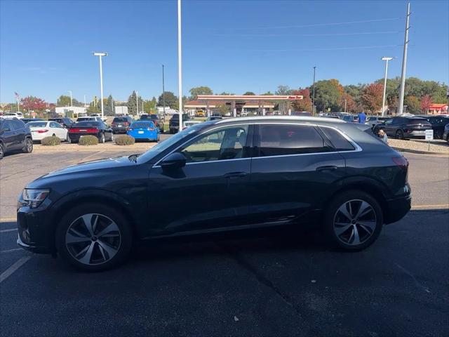 2024 Audi e-tron Premium Plus quattro