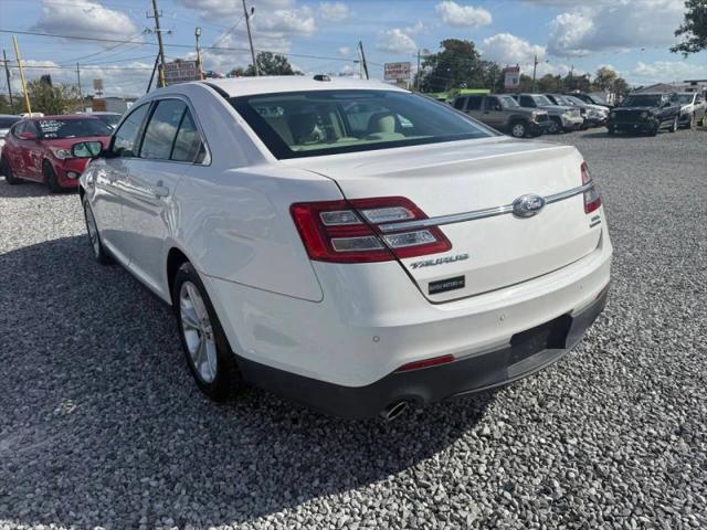 2017 Ford Taurus SEL