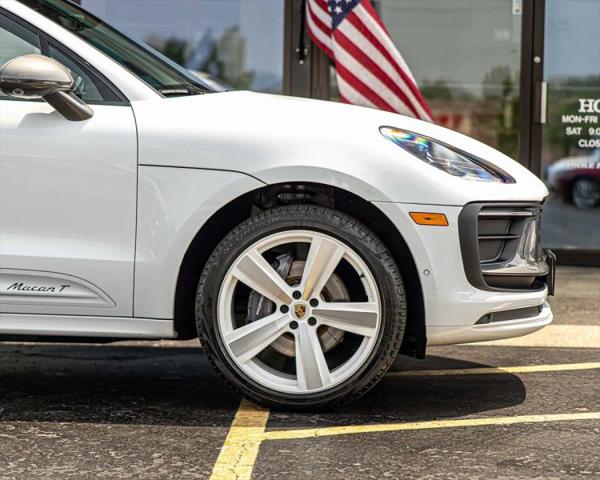 2023 Porsche Macan T