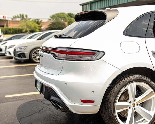 2023 Porsche Macan T