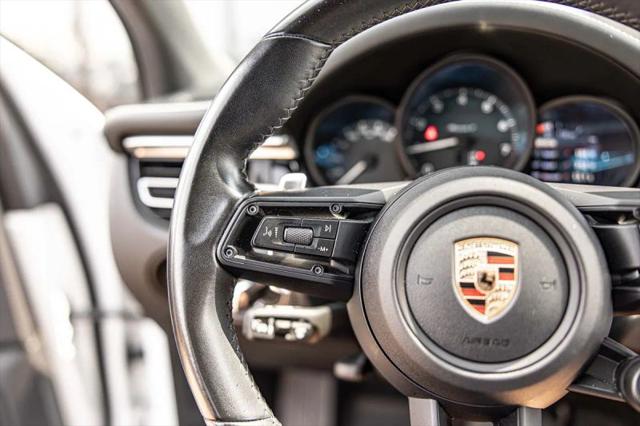 2023 Porsche Macan T
