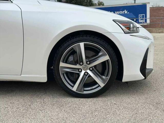 2018 Lexus IS 300 300