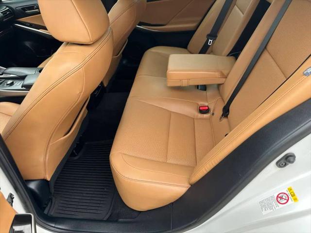 2018 Lexus IS 300 300