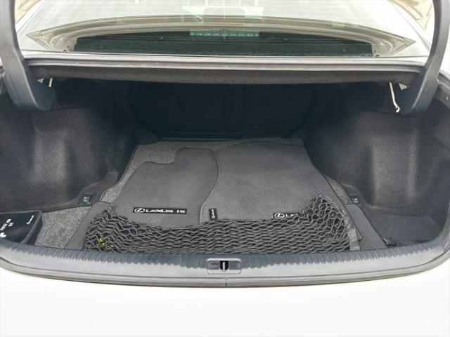 2018 Lexus IS 300 300
