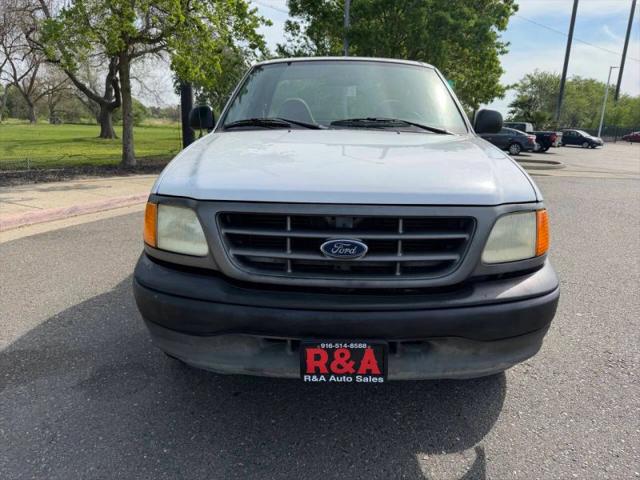 2004 Ford F-150 XL