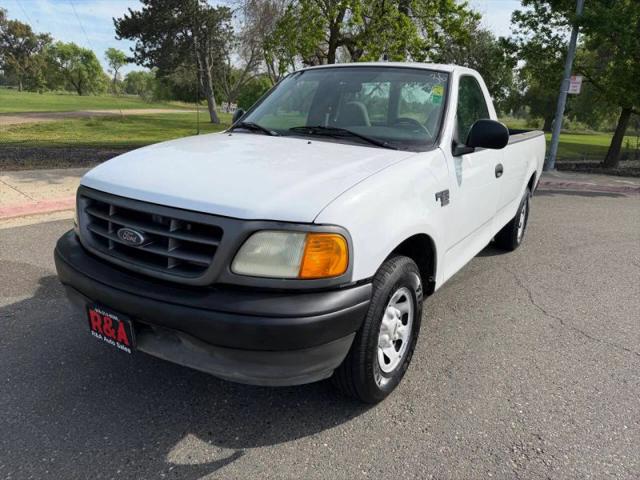 2004 Ford F-150 XL