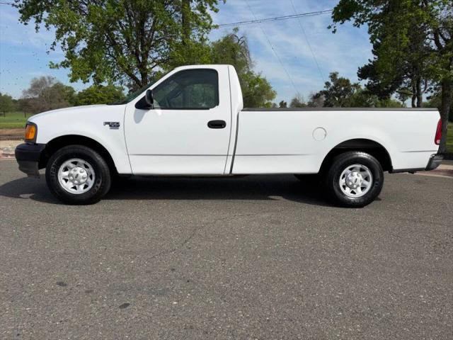 2004 Ford F-150 XL