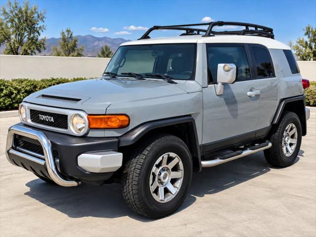 2014 Toyota FJ Cruiser Base for sale in Montclair, CA