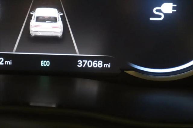2023 Genesis GV70 Advanced AWD