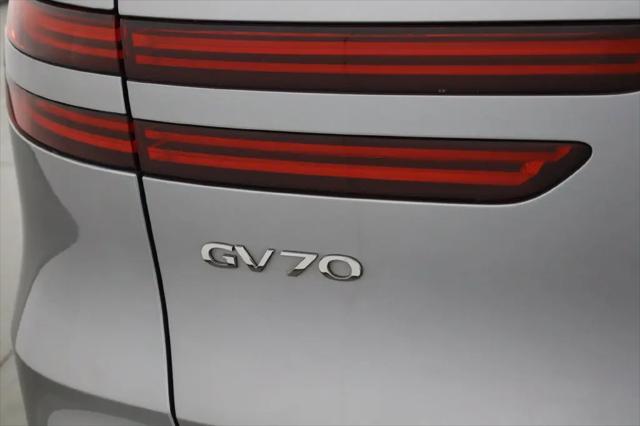 2023 Genesis GV70 Advanced AWD
