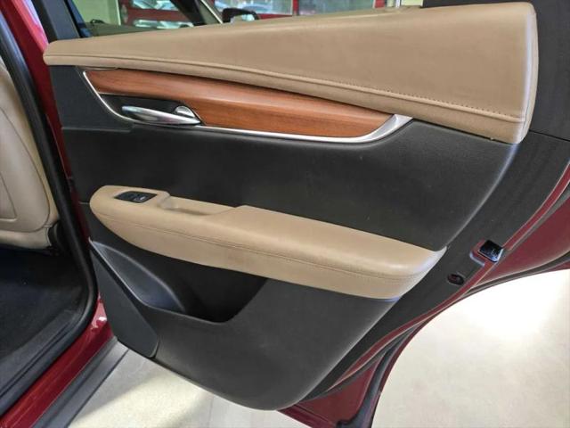 2017 Cadillac XT5 Platinum