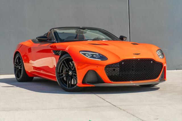 2023 Aston Martin DBS Volante