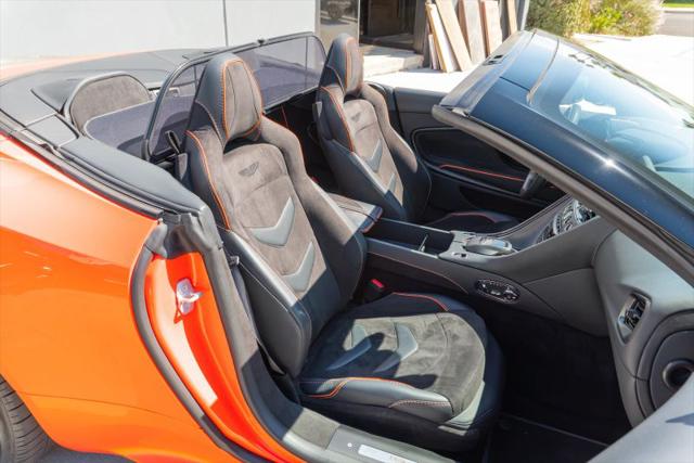 2023 Aston Martin DBS Volante