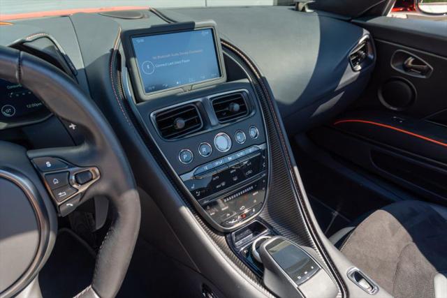 2023 Aston Martin DBS Volante