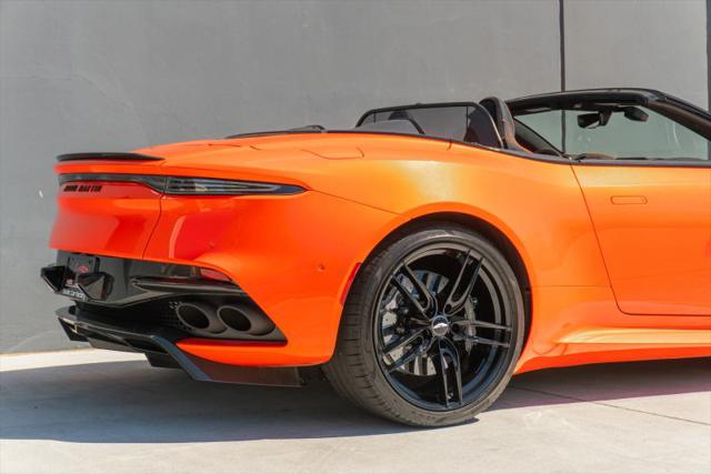 2023 Aston Martin DBS Volante