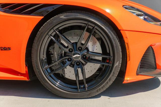 2023 Aston Martin DBS Volante