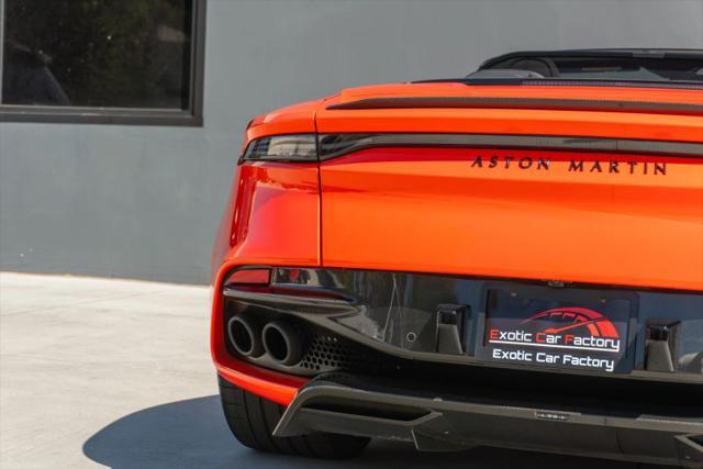 2023 Aston Martin DBS Volante