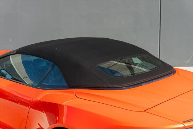 2023 Aston Martin DBS Volante