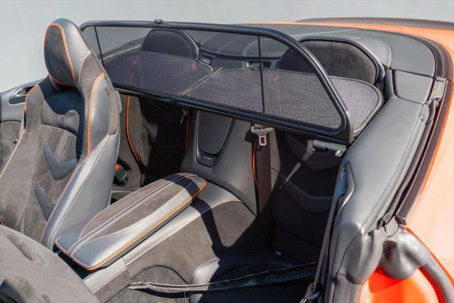 2023 Aston Martin DBS Volante