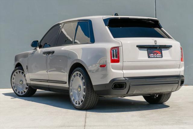 2022 Rolls-Royce Cullinan Base