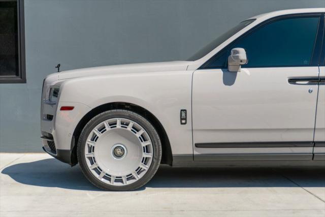 2022 Rolls-Royce Cullinan Base