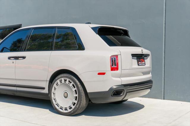 2022 Rolls-Royce Cullinan Base