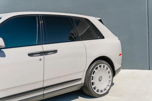 2022 Rolls-Royce Cullinan Base