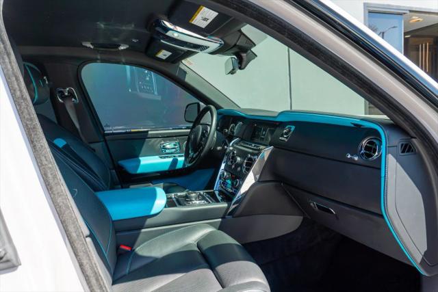 2022 Rolls-Royce Cullinan Base