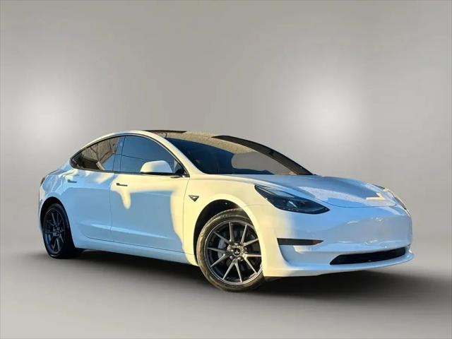2021 Tesla Model 3 Standard Range Plus Rear-Wheel Drive