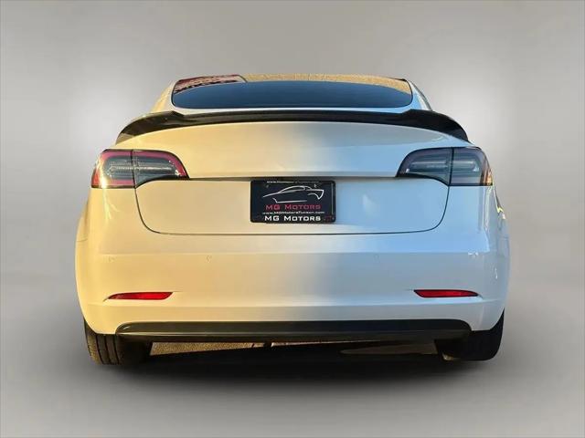 2021 Tesla Model 3 Standard Range Plus Rear-Wheel Drive