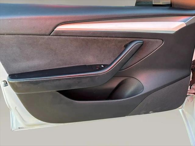 2021 Tesla Model 3 Standard Range Plus Rear-Wheel Drive