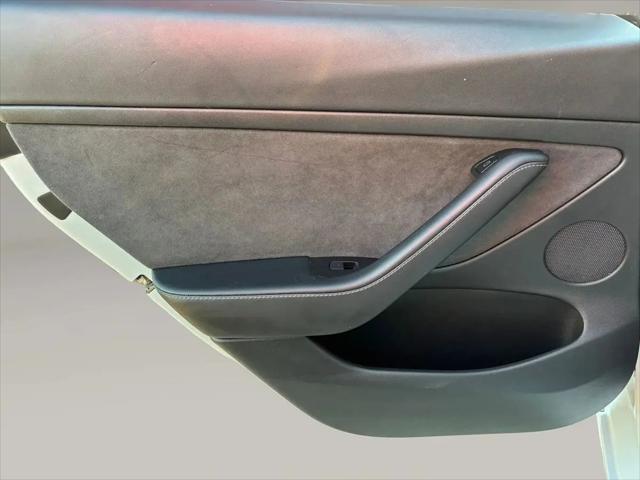 2021 Tesla Model 3 Standard Range Plus Rear-Wheel Drive