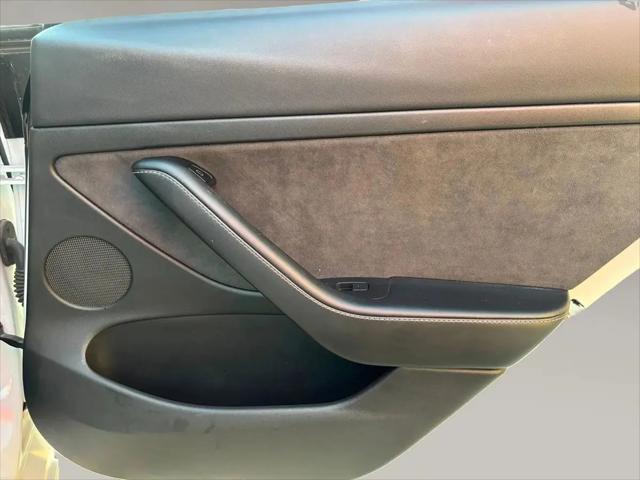 2021 Tesla Model 3 Standard Range Plus Rear-Wheel Drive