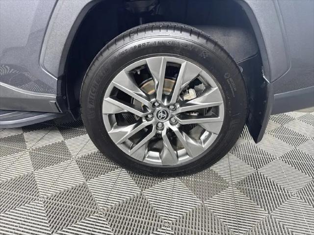 2023 Toyota RAV4 XLE Premium